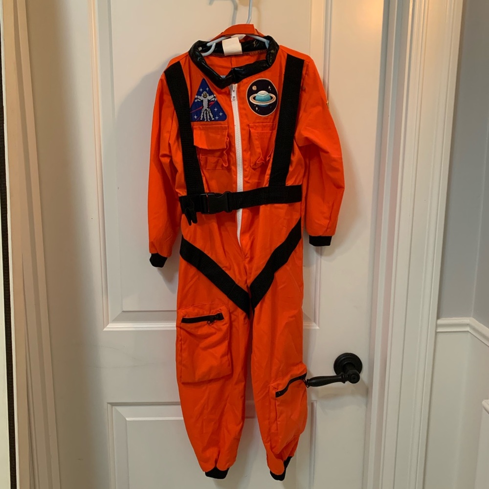 EUC • Teeto & Co Boys Size 5-6 NASA Costume